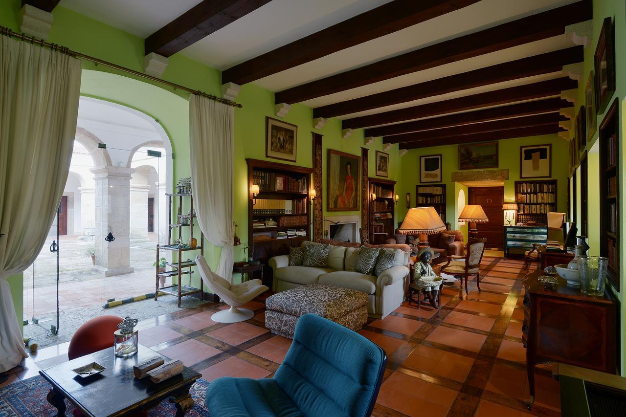 Convento Inn And Artists Residency Chamusca  エクステリア 写真