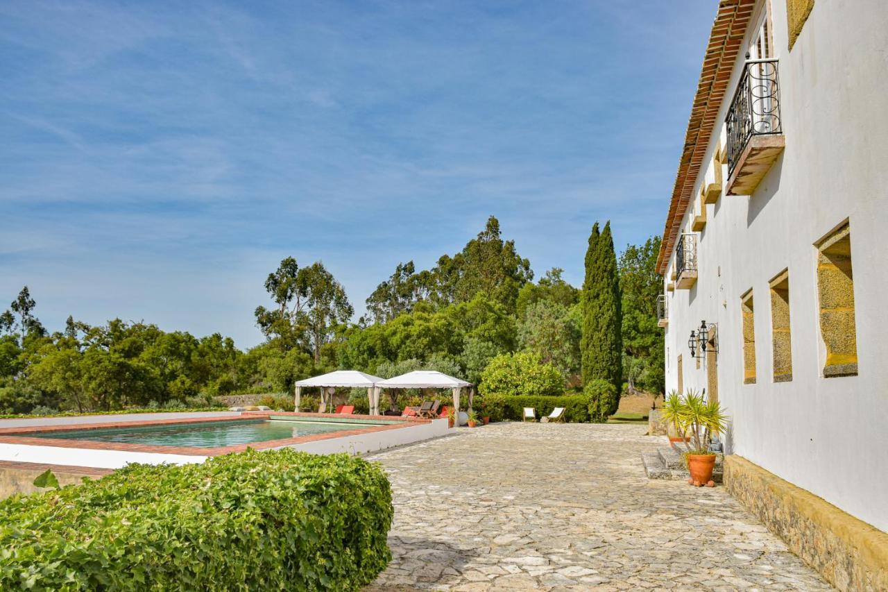 Convento Inn And Artists Residency Chamusca  エクステリア 写真